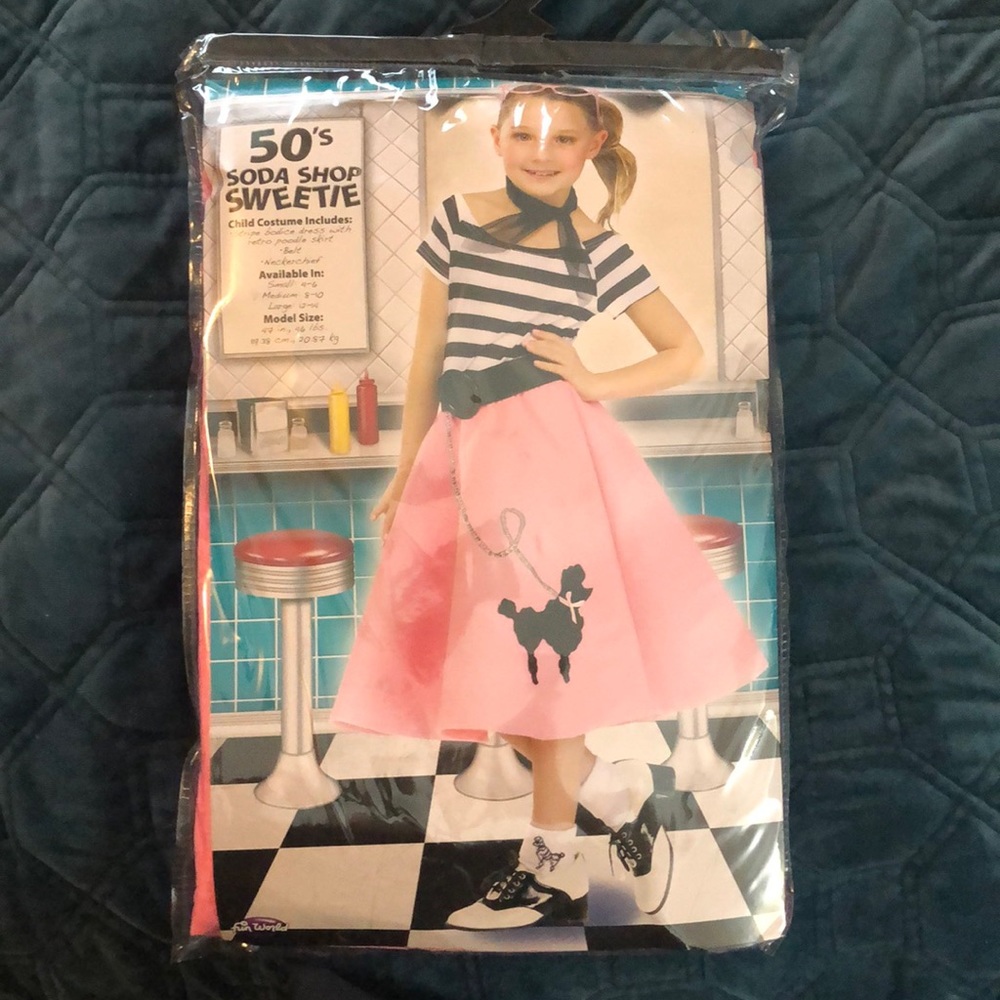 HALLOWEEN COSTUME - 50’s soda shop sweetie costume!